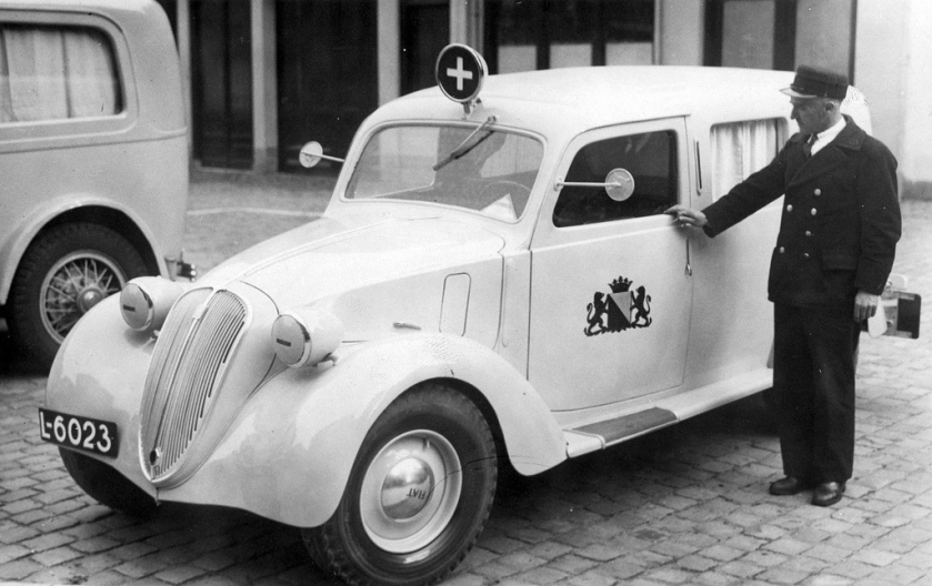 1938 L-6023 FIAT 1100 ambulance