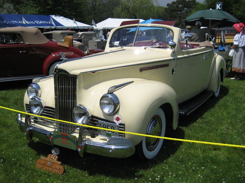 1942 Packard Six (115) Convertible Coupé Modell 2000