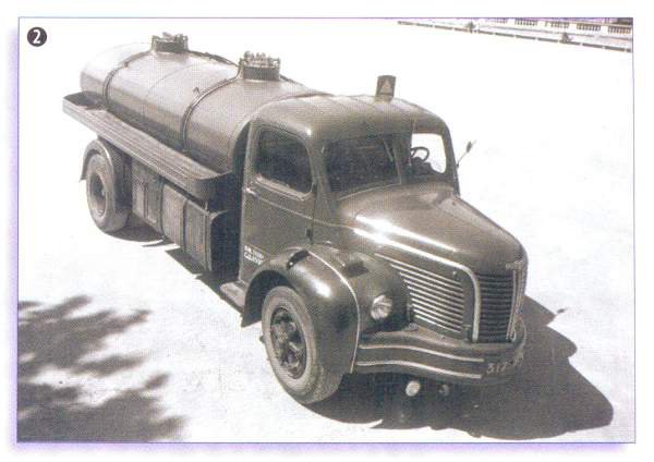 1949s BERLIET au salon d' octobre 1949 le GLR 8 W, 5 cyl, les premiers faisaient 120 cv ricardo.