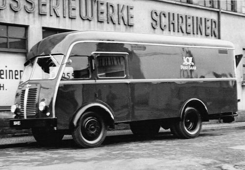 1954 BERLIET GLA Postauto