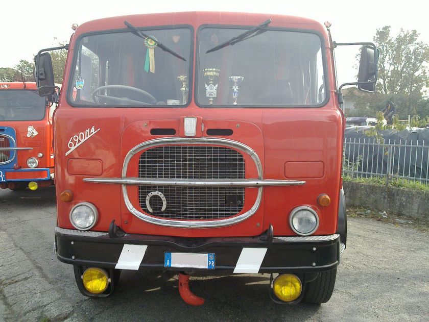 1969 Fiat truck 690N4