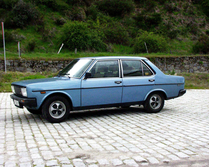 1980 blue SEAT 131, Salamanca, Spain