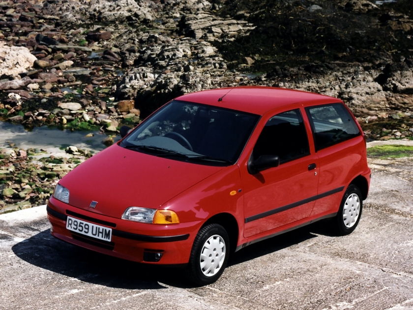 1993-99 Fiat Punto 3-door UK-spec (176) ItalDesign