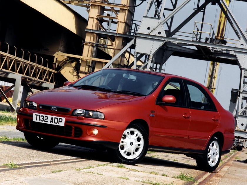 1996-02 Fiat Marea UK-spec (185)