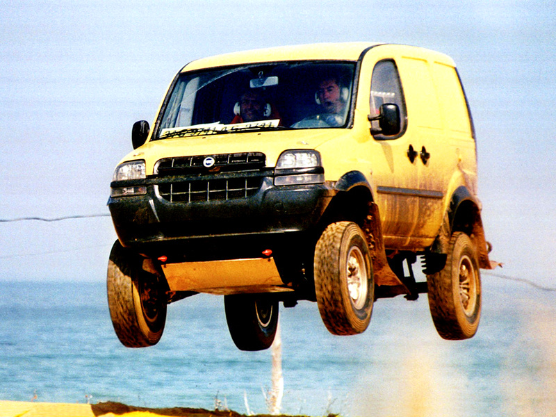 2002 Fiat Doblò Sandstorm Concept (223)