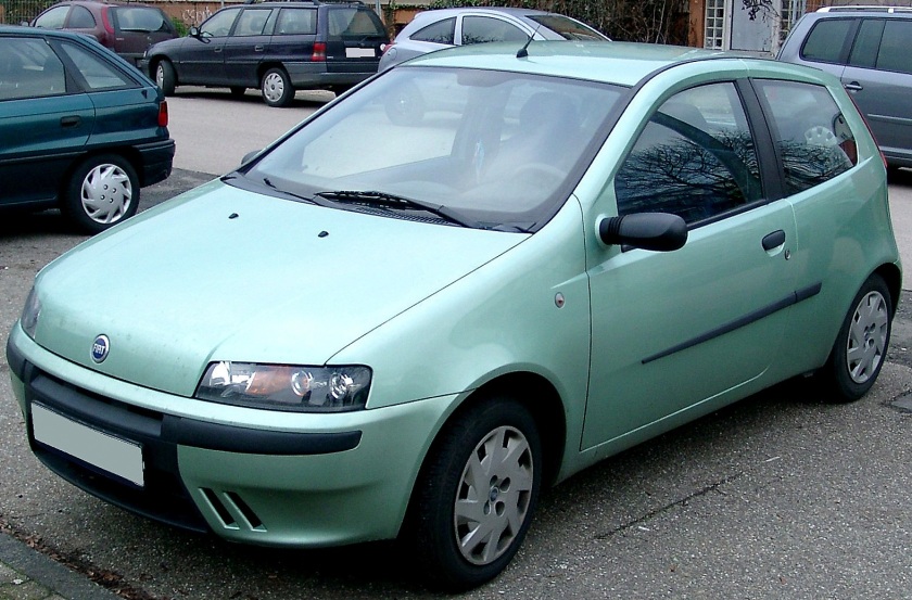 2007 Fiat Punto front