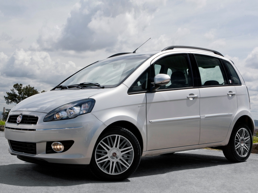 2011 Fiat Idea 'Serie Especial Italia' (350)