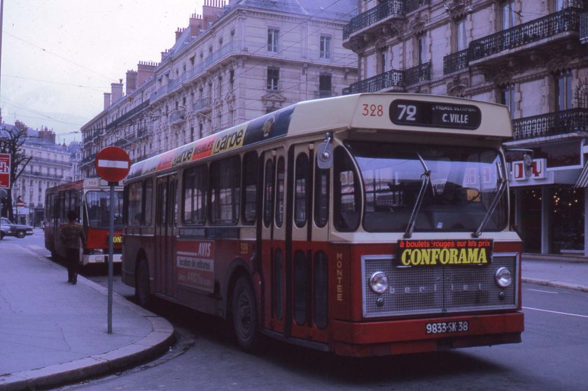 Berliet PCM-U de Grenoble en 1975.