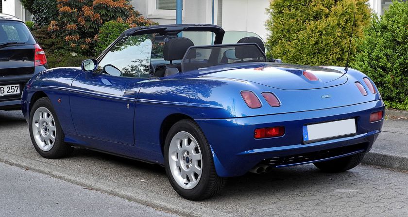 Fiat Barchetta rear view (with third Brake-Light on the boot-lid)