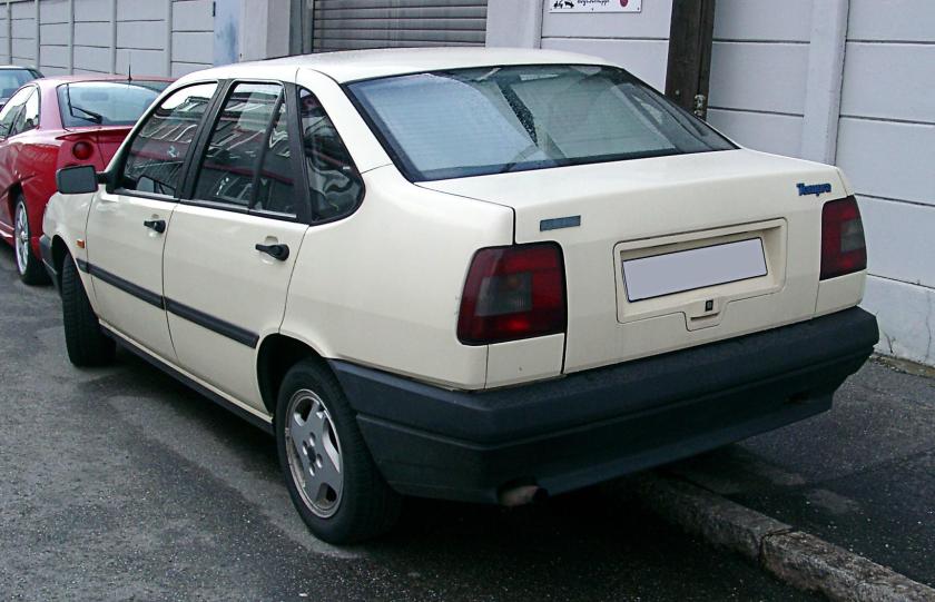Fiat Tempra rear view