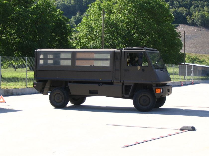 MOWAG Duro Swiss Army III