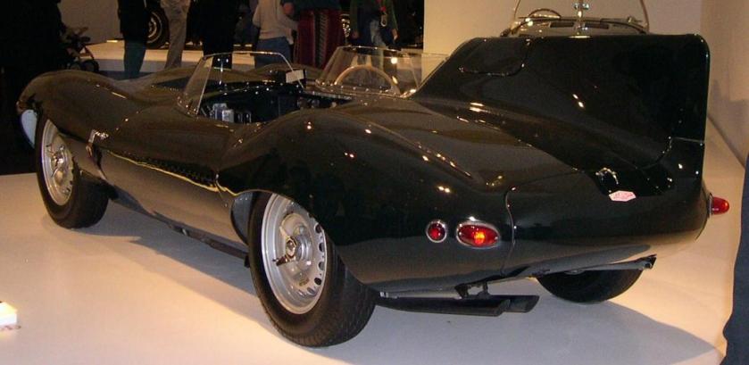 1955 Jaguar XKD rear 34