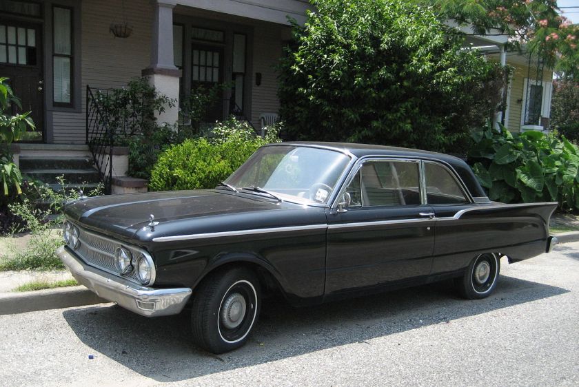 1960 Comet 2-door sedan
