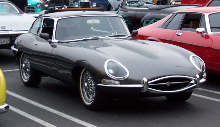 1960 Jaguar E Type (2)