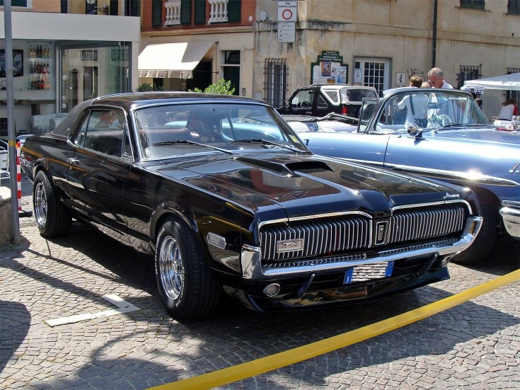 1967 Mercury Cougar (2)