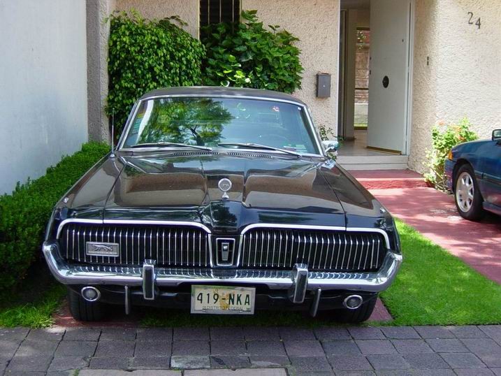1967 Mercury Cougar(2)
