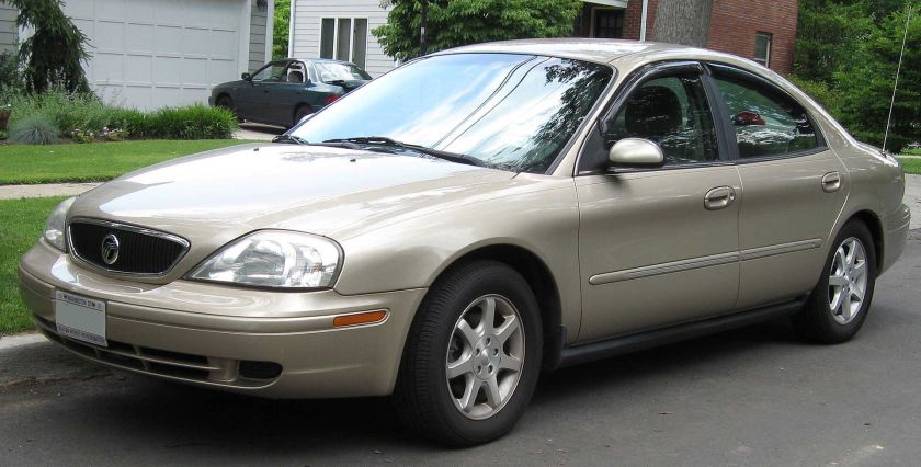 1999-03 Mercury Sable GS sedan