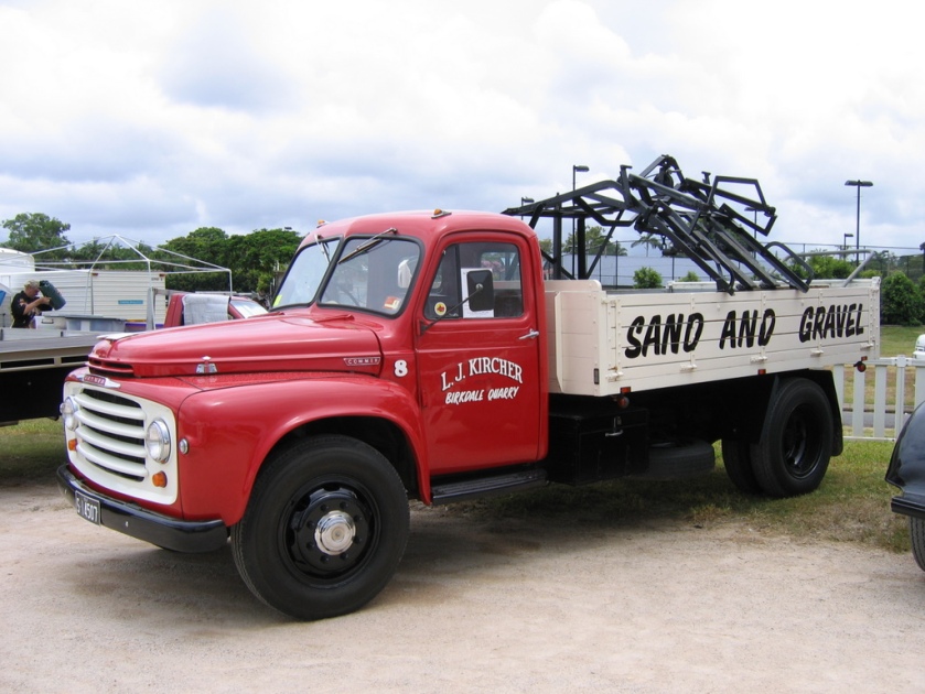 1949 Commer with automatic loader