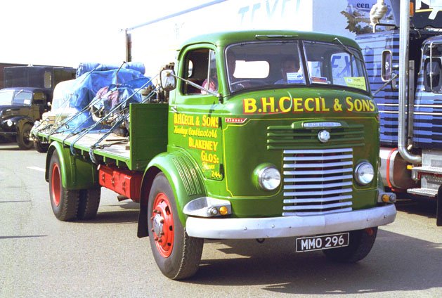 1955 Commer ts3
