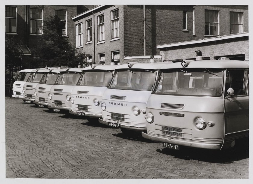 1964 Ambulance Commer 2500