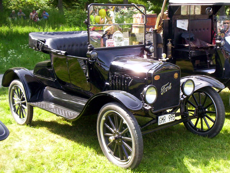 1919_Ford_Model_T_Runabout_GMR995
