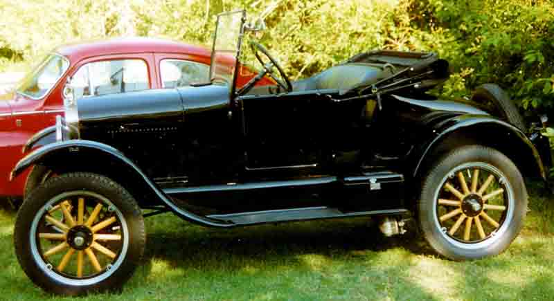 1926_Ford_Model_T_Runabout_ECH956