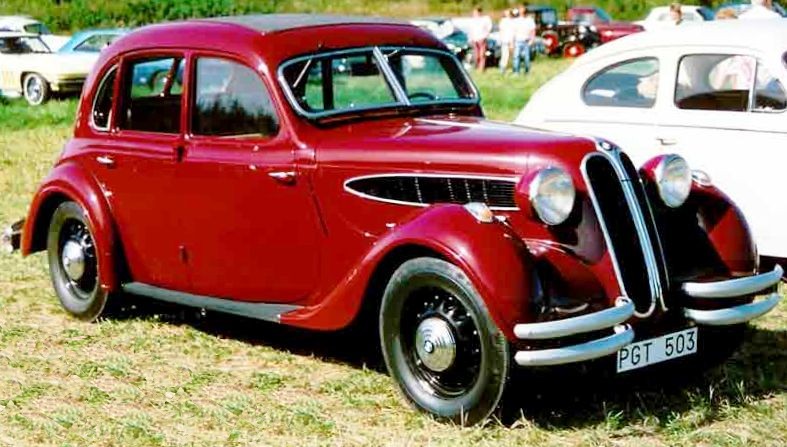 1938 BMW_326_limousine_1938_as_before_but_slightly_cropped