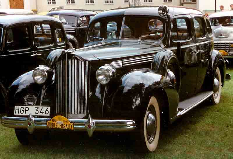 1939 Packard Seventeenth Series One Twenty 1701 4-Door Touring Sedan