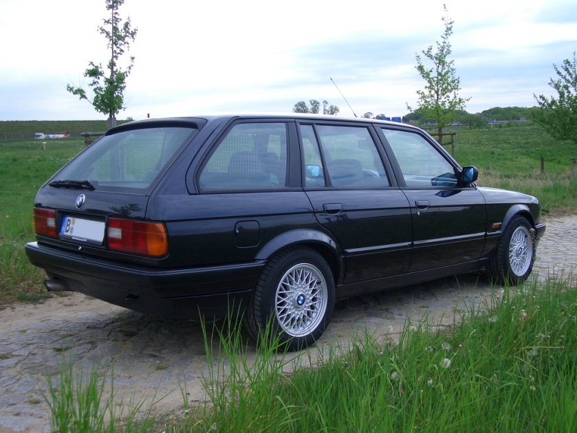 1991-1992 BMW E30 Touring
