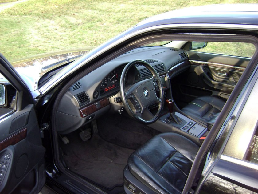 1996 BMW E38 740iA-interior