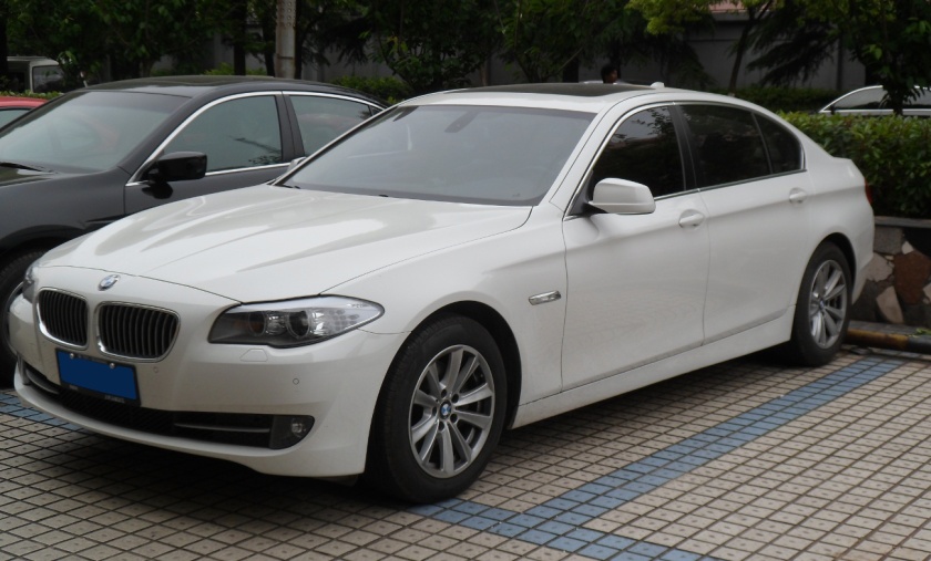 BMW_5-Series_F18_Li_2_China_2012-05-12