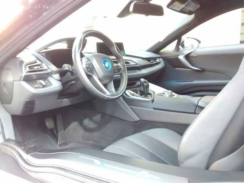 BMW_i8_Cockpit