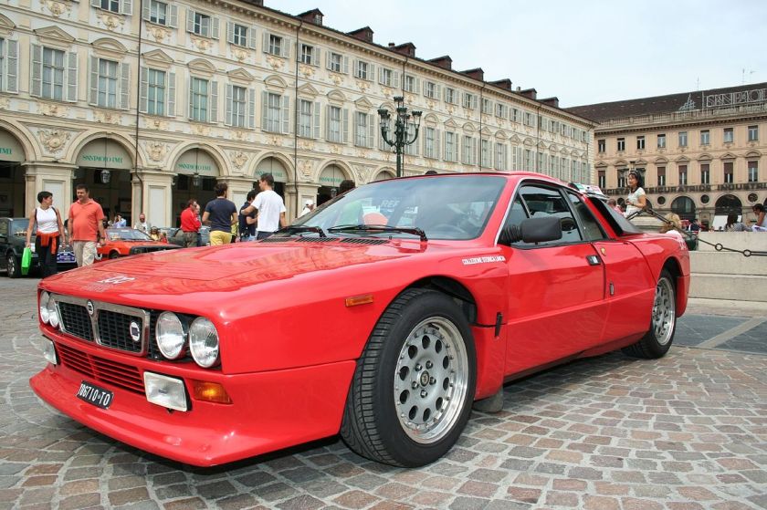 Lancia Rally 037 Stradale Abarth 01