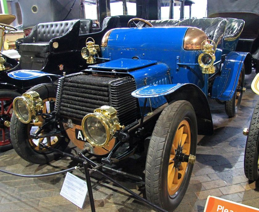 1903 Daimler 22hp Beaulieu_National_Motor_Museum
