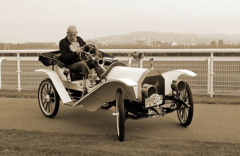 1909 HUPMOBILE model 20 Runabout