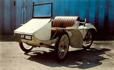1910 auto carrier sociable