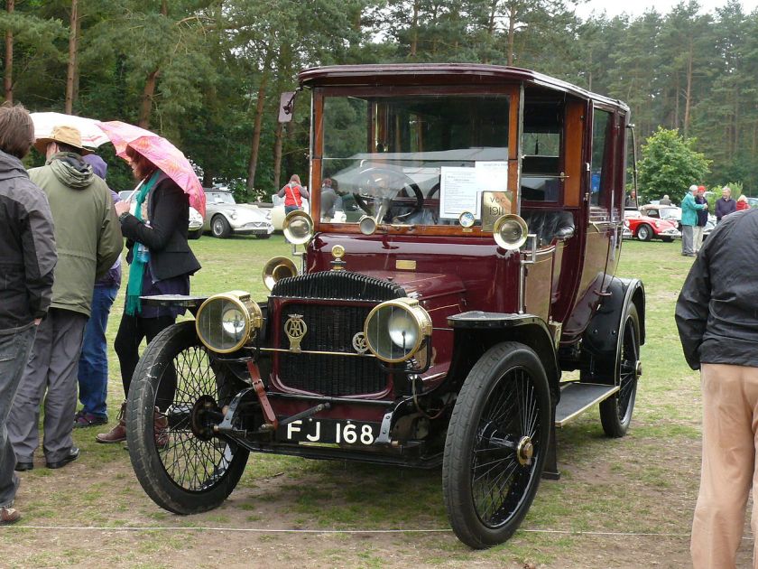1911 Daimler 25hp landaulette
