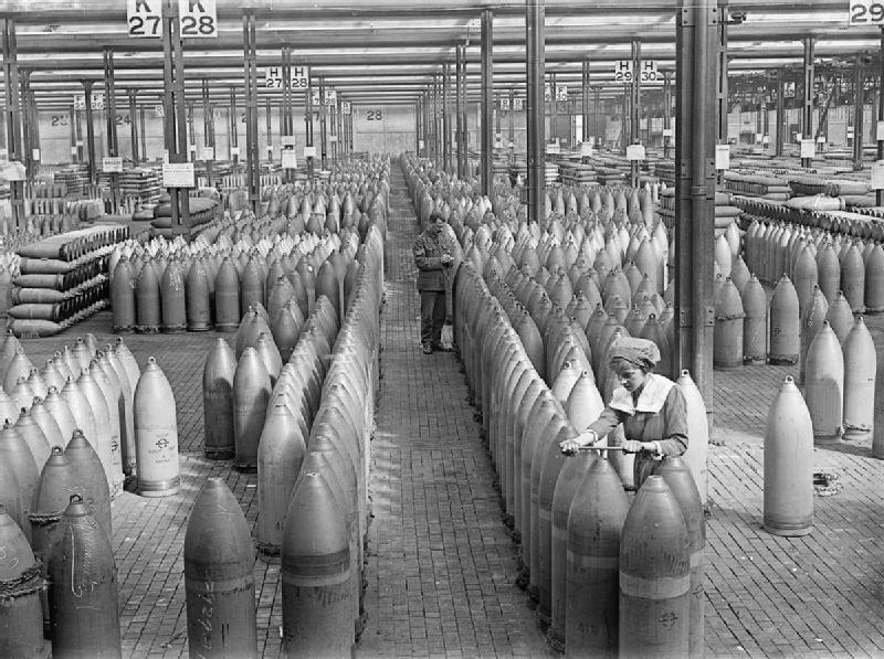 1917 12_inch_shells_at_Chilwell_1917_IWM_Q_30041