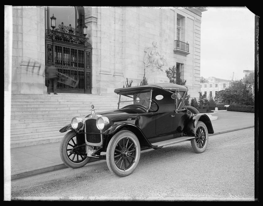 1921 Hupmobile
