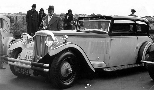 1932 Daimler double six 30
