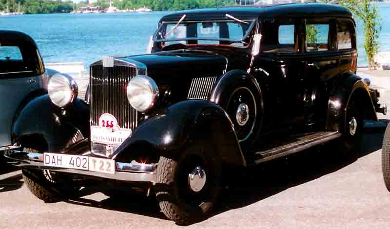1932 Hupmobile 4-door sedan