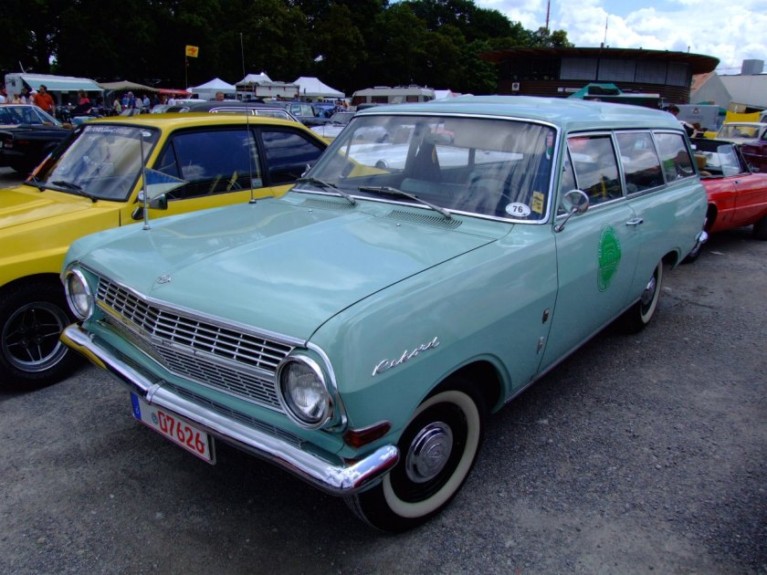 1963–65 Opel Rekord A Caravan 2