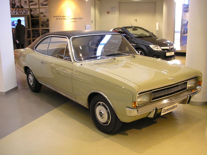 1967 Opel Commodore 3