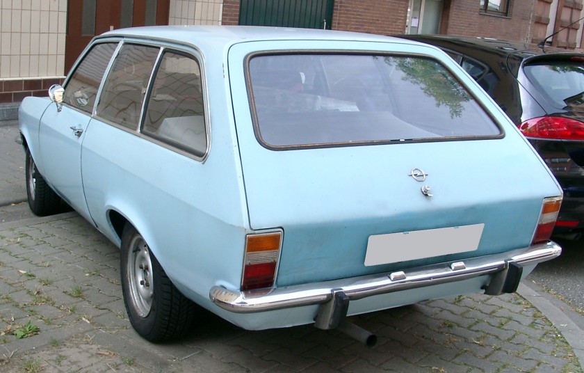 1973-75 Opel Ascona A Kombi Caravan