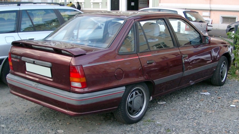 1989-91 Opel Kadett E sedan