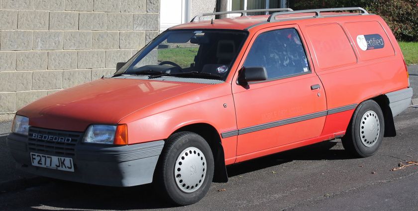 1989 Bedford Astra Van