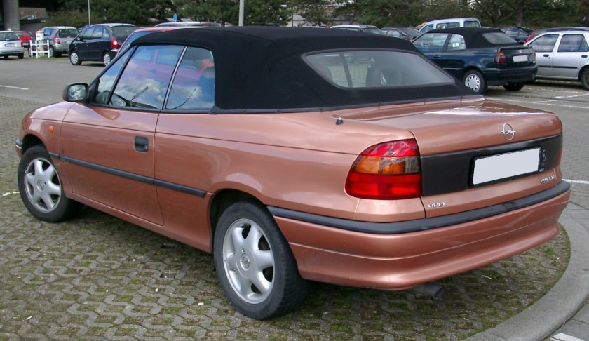 1994-00 Opel Astra Cabrio rear