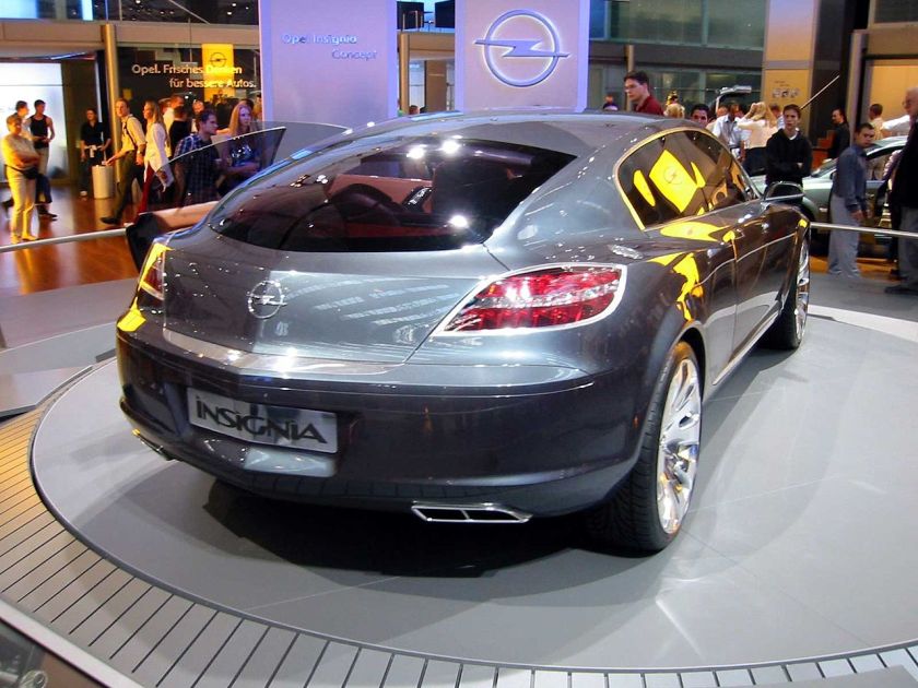 2003 Opel Insignia concept rear