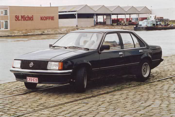Opel Rekord Zwart
