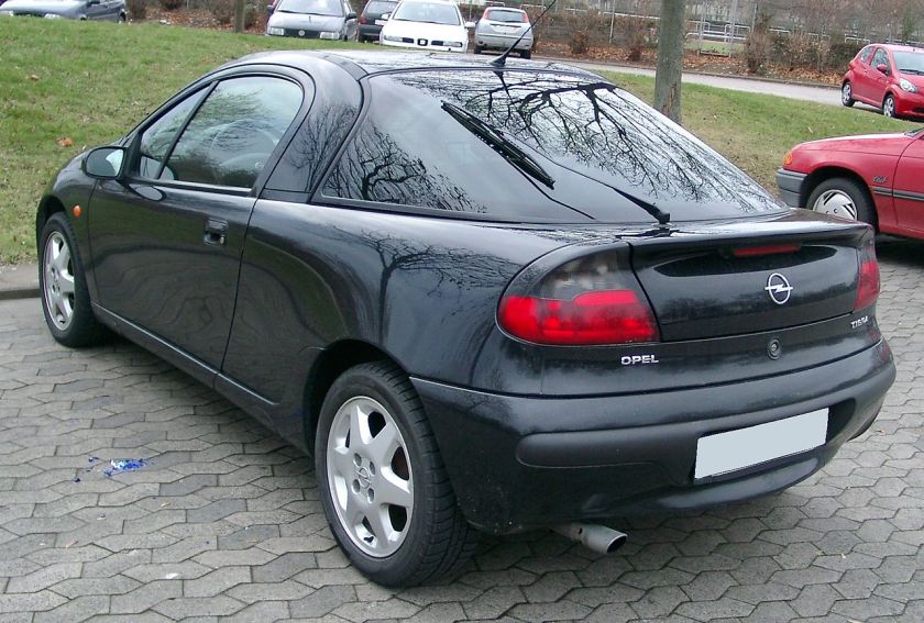 Opel Tigra A rear